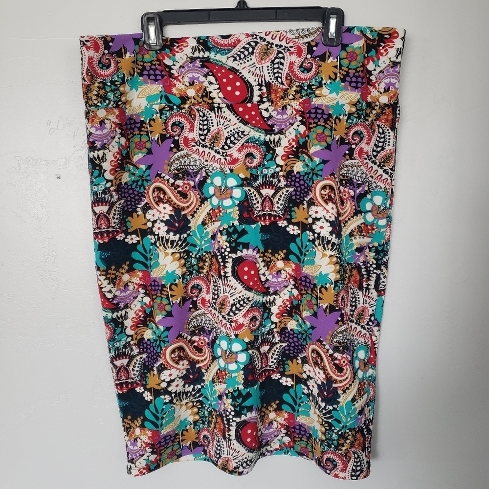 LuLaRoe Women's 3X Pencil Skirt Straight Colorful Floral Paisley Red Black Gold